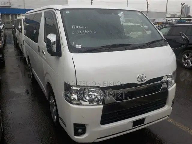 Toyota Grand HiAce 2000 Pearl