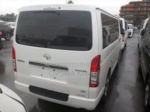 Toyota Grand HiAce 2000 Pearl