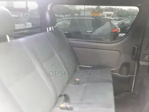 Toyota Grand HiAce 2000 Pearl