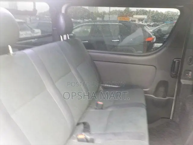 Toyota Grand HiAce 2000 Pearl