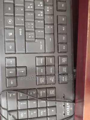 Computer Monitor, Table & Keyboard
