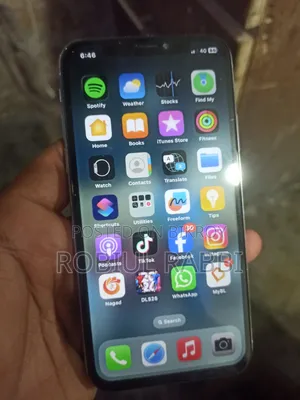 অ্যাপল আইফোন এক্স ৬৪ জিবি হোয়াইট