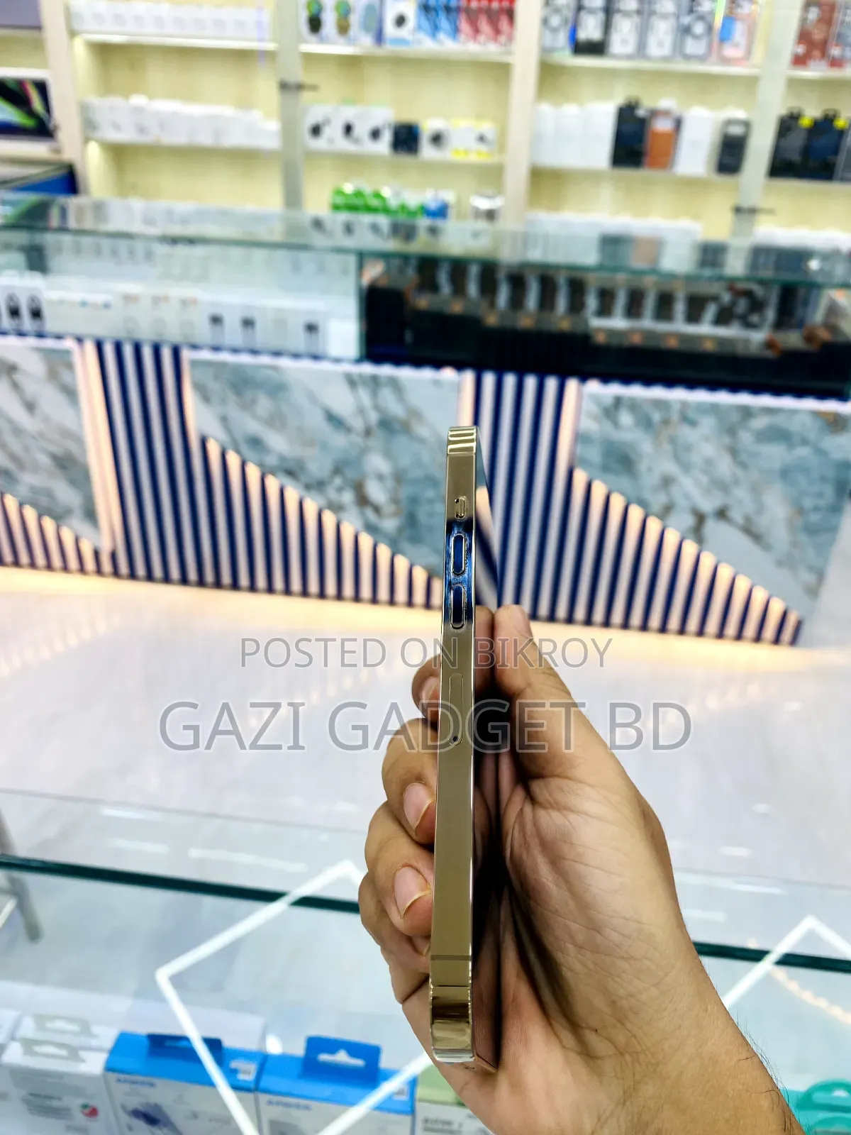 অ্যাপল আইফোন ১৩ প্রো ১২৮ জিবি গোল্ড