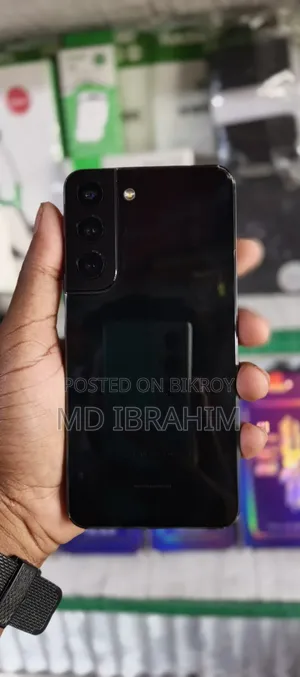 স্যামসাং গ্যালাক্সি এস২২ ৫জি ১২৮ জিবি কালো