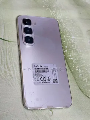 Infinix Hot 60i 128 GB Silver