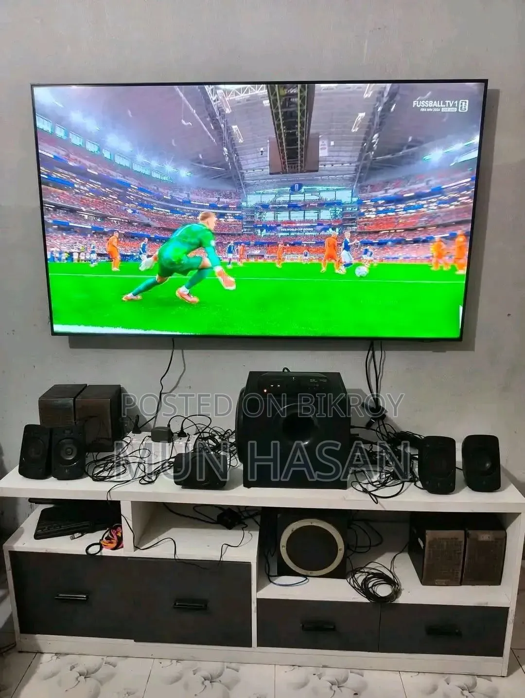 Smart UHD 4K Samsung TV
For Sale