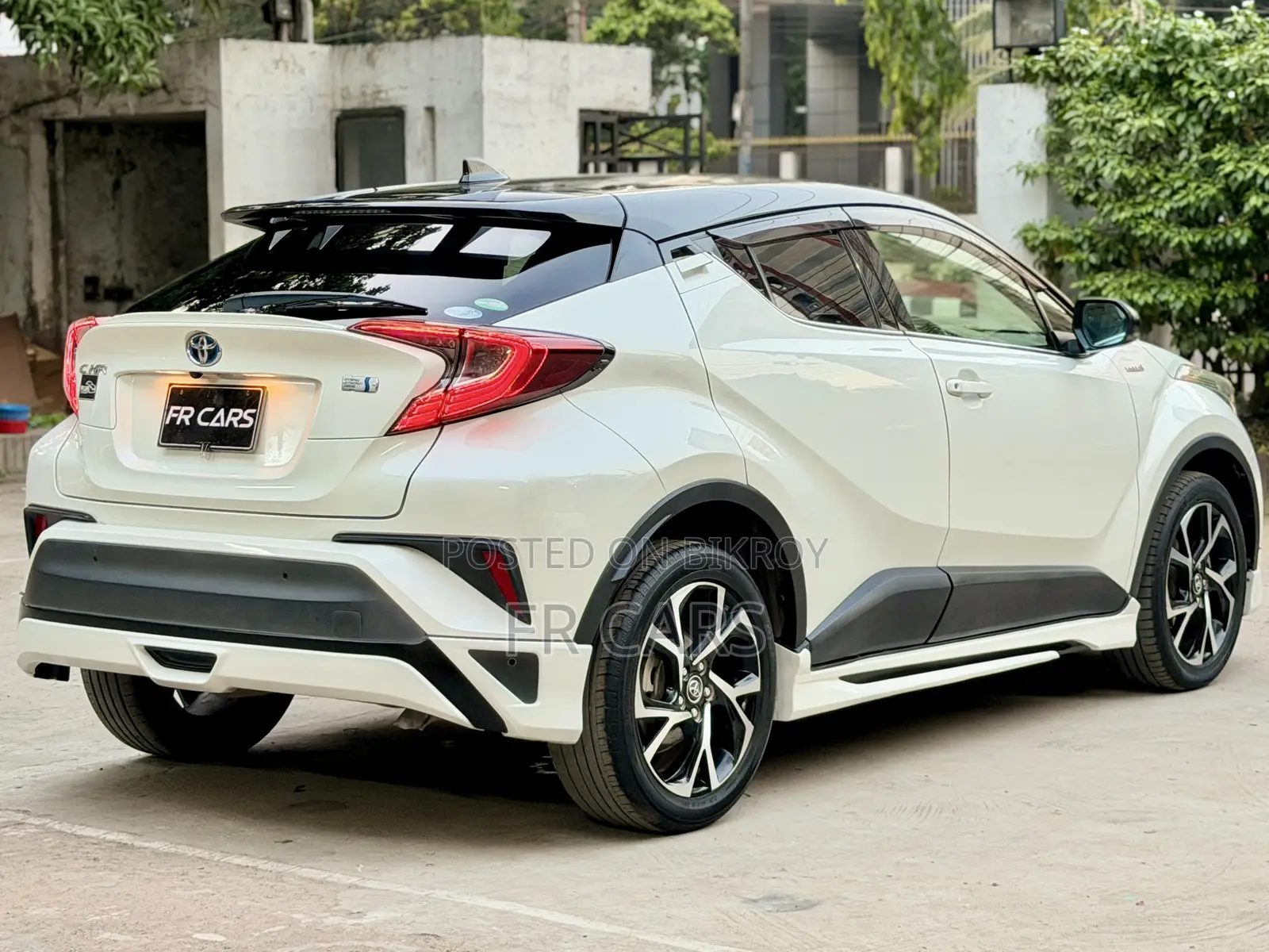 Toyota C-HR 2018 Pearl