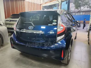 Toyota Aqua 2021 Blue
