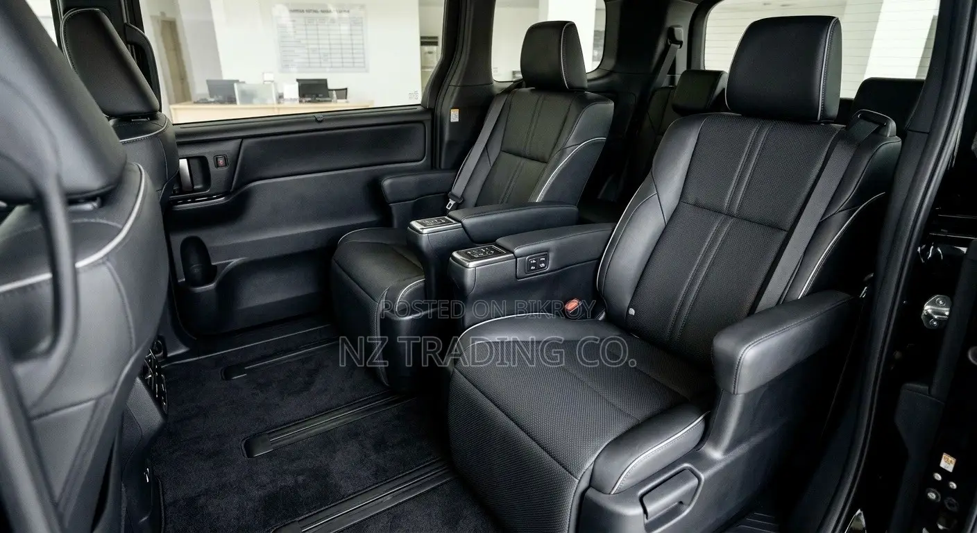 New Toyota Noah 2023 Black