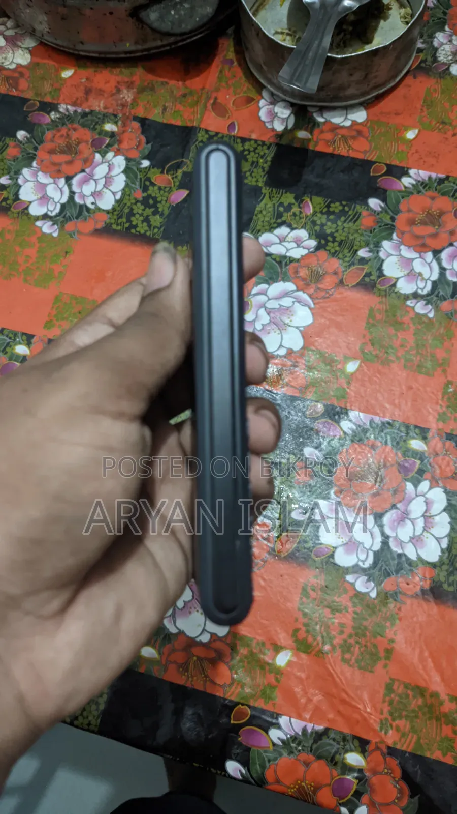 নতুন আইটেল পাওয়ার ৪০০ কালো