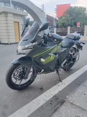 Suzuki Gixxer SF 2025 Gray
