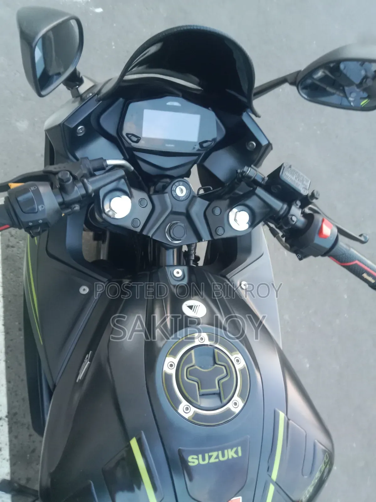Suzuki Gixxer SF 2025 Gray