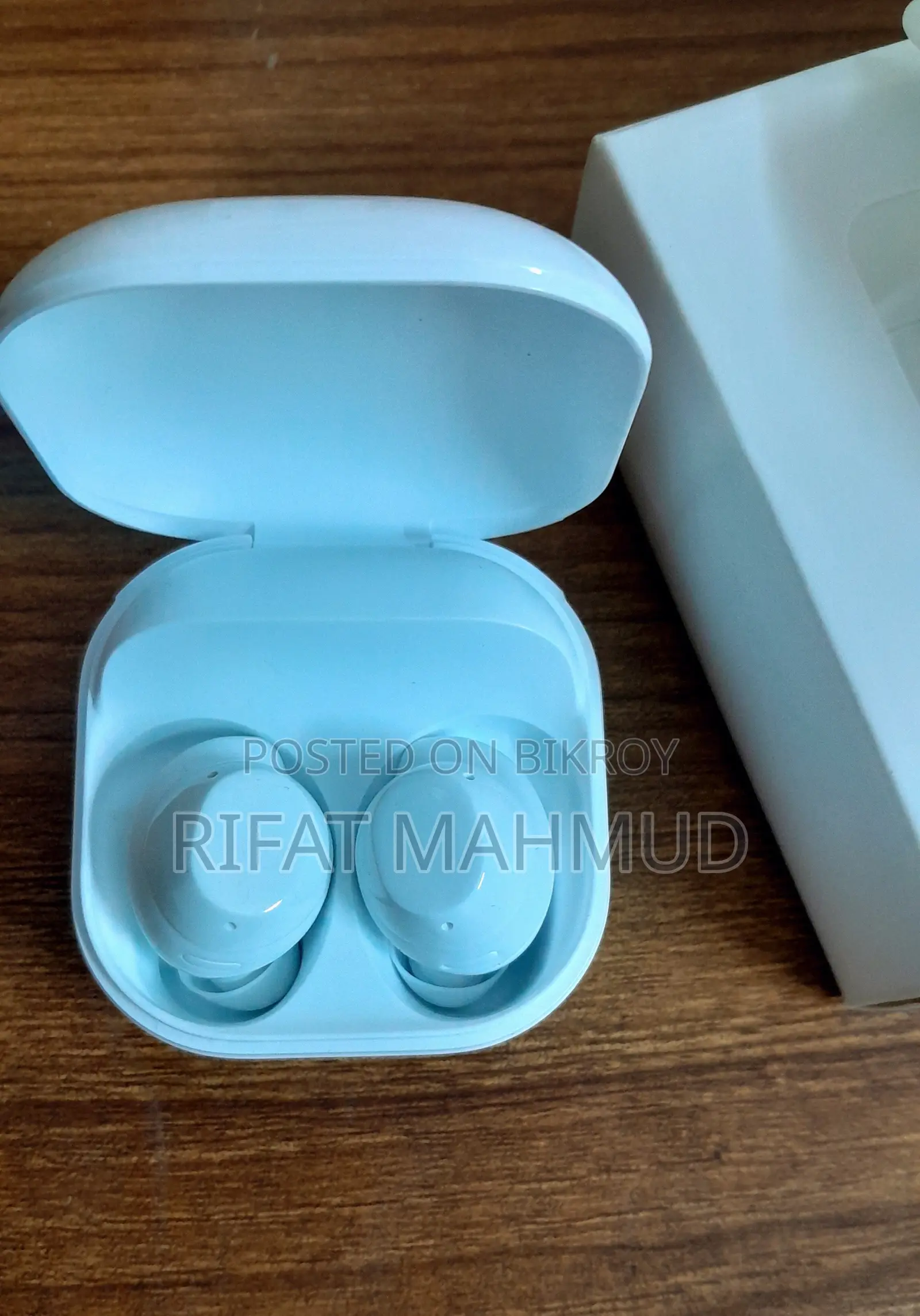 স্যামসাং গ্যালাক্সি বাডস কোর