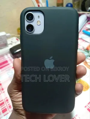 Apple iPhone 11 64 GB Purple
