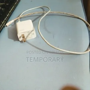 চার্জার বিক্রির জন্য