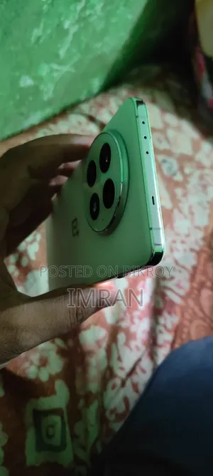 নতুন ওয়ানপ্লাস ১৩ ২৫৬ জিবি হোয়াইট