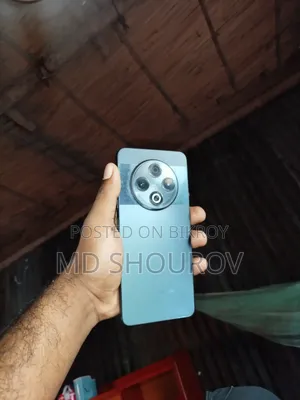 টেকনো স্পার্ক ৩০ ১২৮ জিবি ব্ল্যাক
