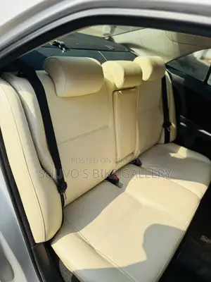টয়োটা অ্যালিওন ২০১১ সিলভার