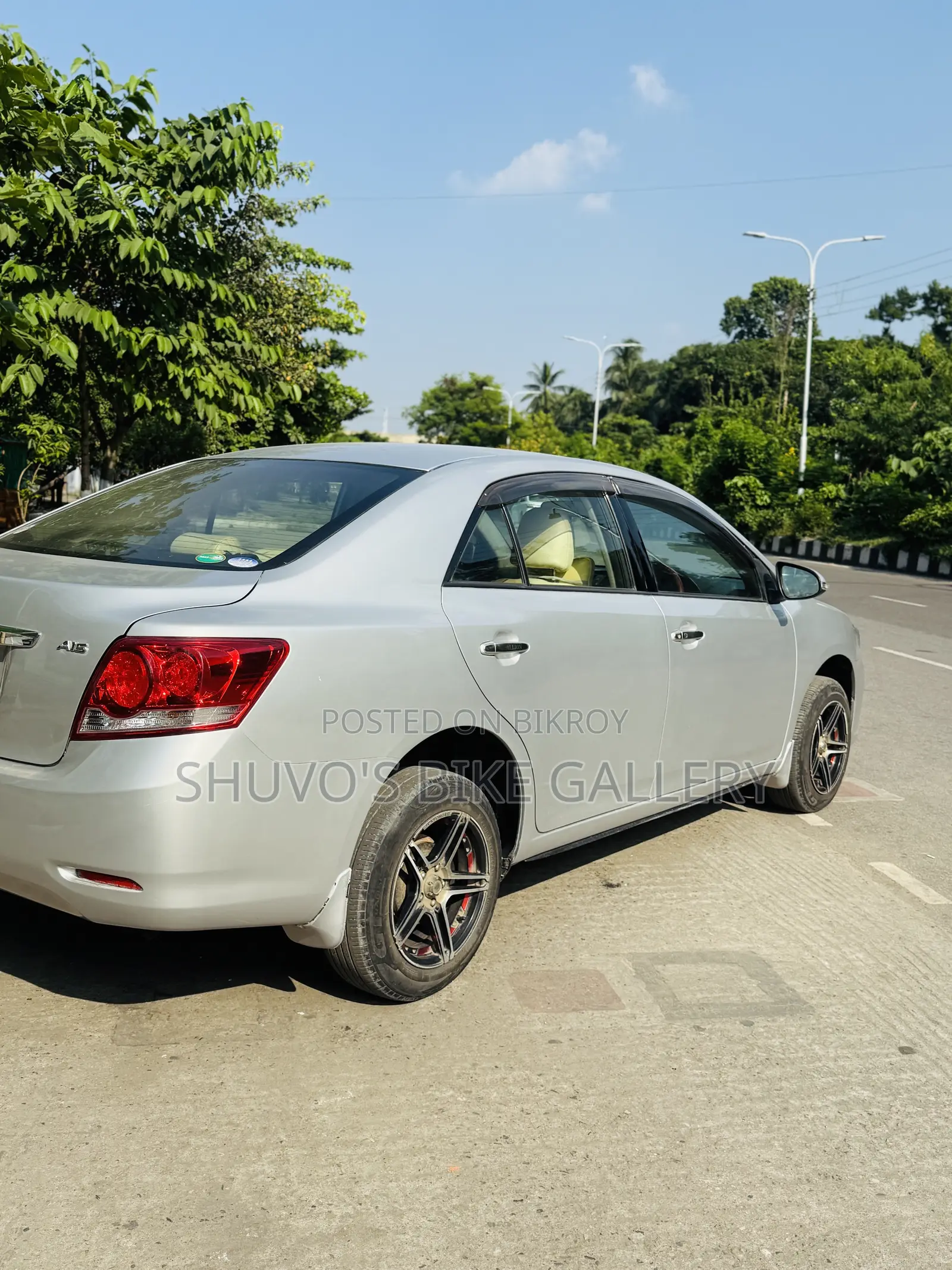 টয়োটা অ্যালিওন ২০১১ সিলভার