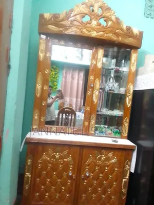 wood dressing table