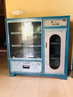 পুরাতন স্টিলের আলমারি বিক্রি হবে