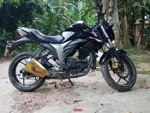 Suzuki Gixxer 2025 Black