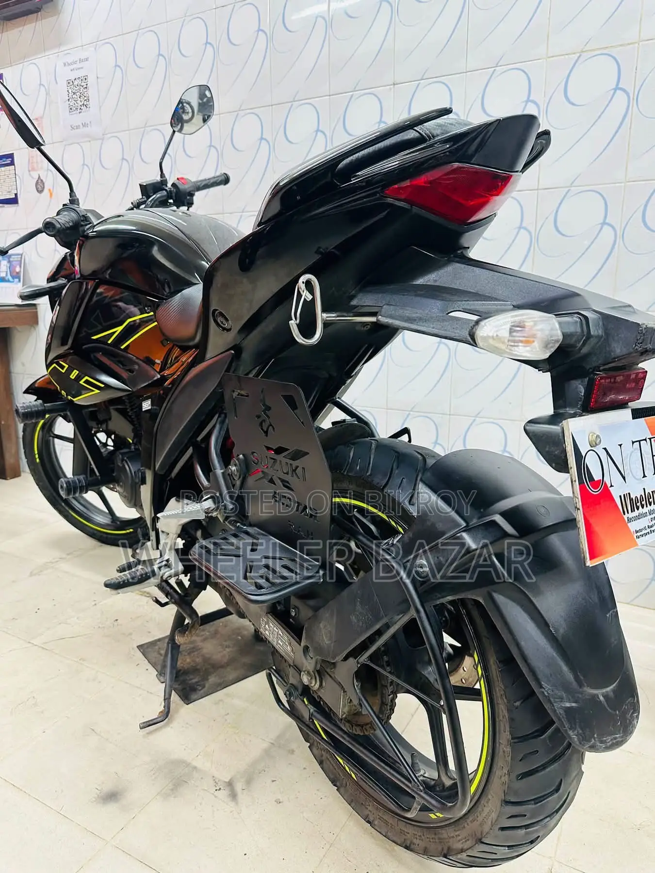 Suzuki Gixxer 2023 Black