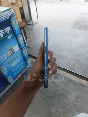 রিয়েলমি ২৫৬ জিবি ব্লু