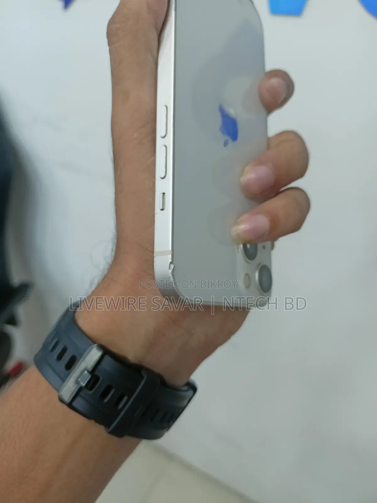 অ্যাপল আইফোন ১৩ ১২৮ জিবি সাদা
