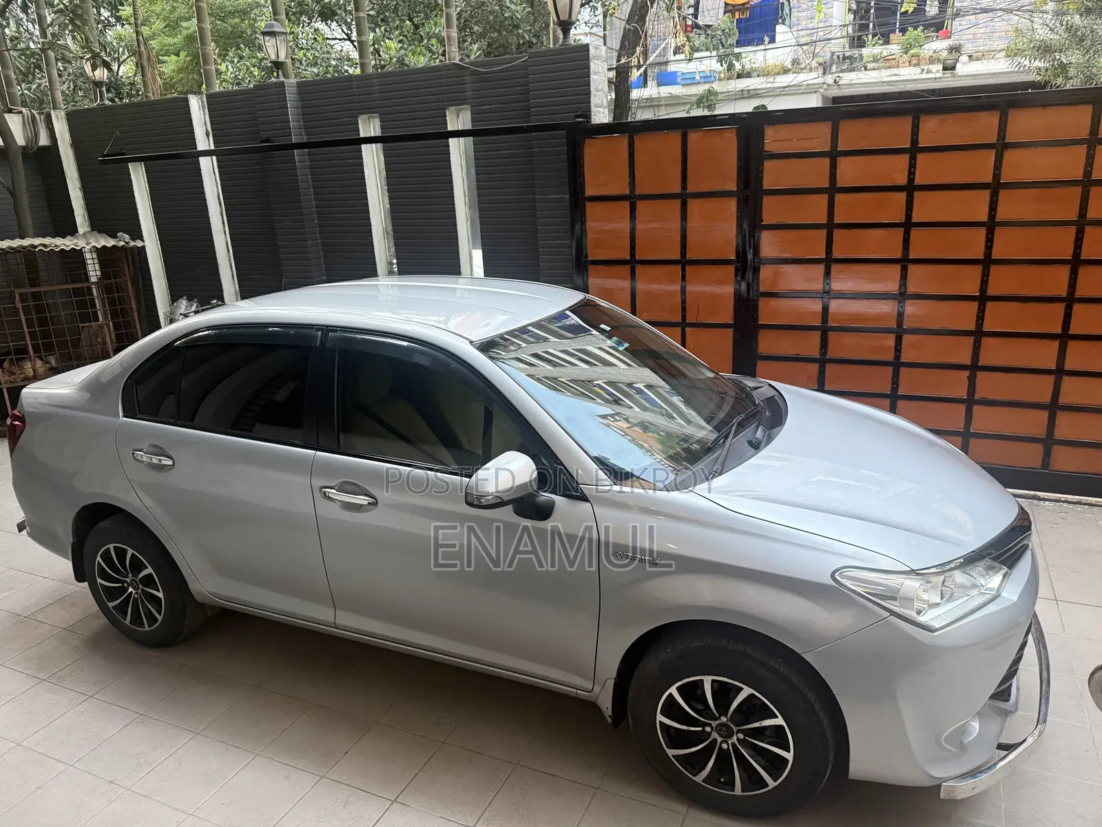 Toyota Axio 1.5 Hybrid Two-Wheel Drive 2017 Silver