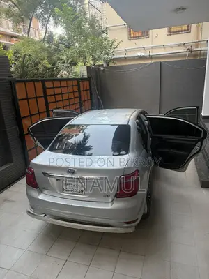 Toyota Axio 1.5 Hybrid Two-Wheel Drive 2017 Silver