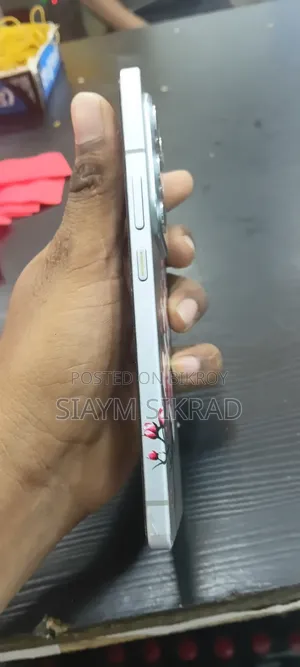 New Infinix Hot 60 Pro 256 GB Silver