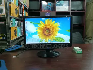 Mark | Samsung 19inch Wide HD+ Monitor - There is a thin thread-like scratch