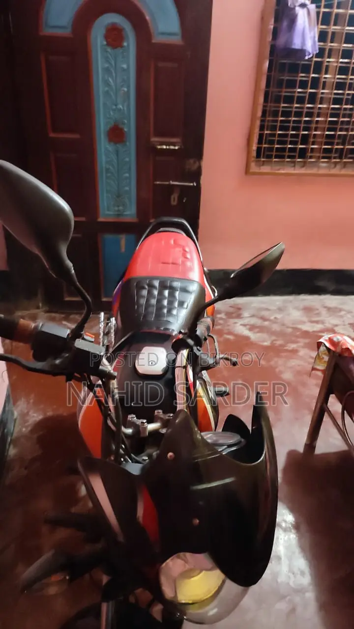 Bajaj Discover 125 2018 Black