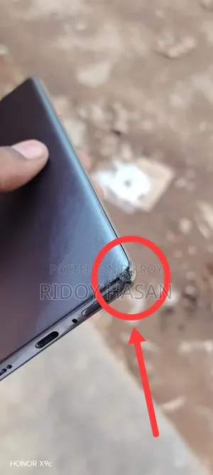 টেকনো ক্যামন ৪০ প্রো ৪জি ২৫৬ জিবি কালো