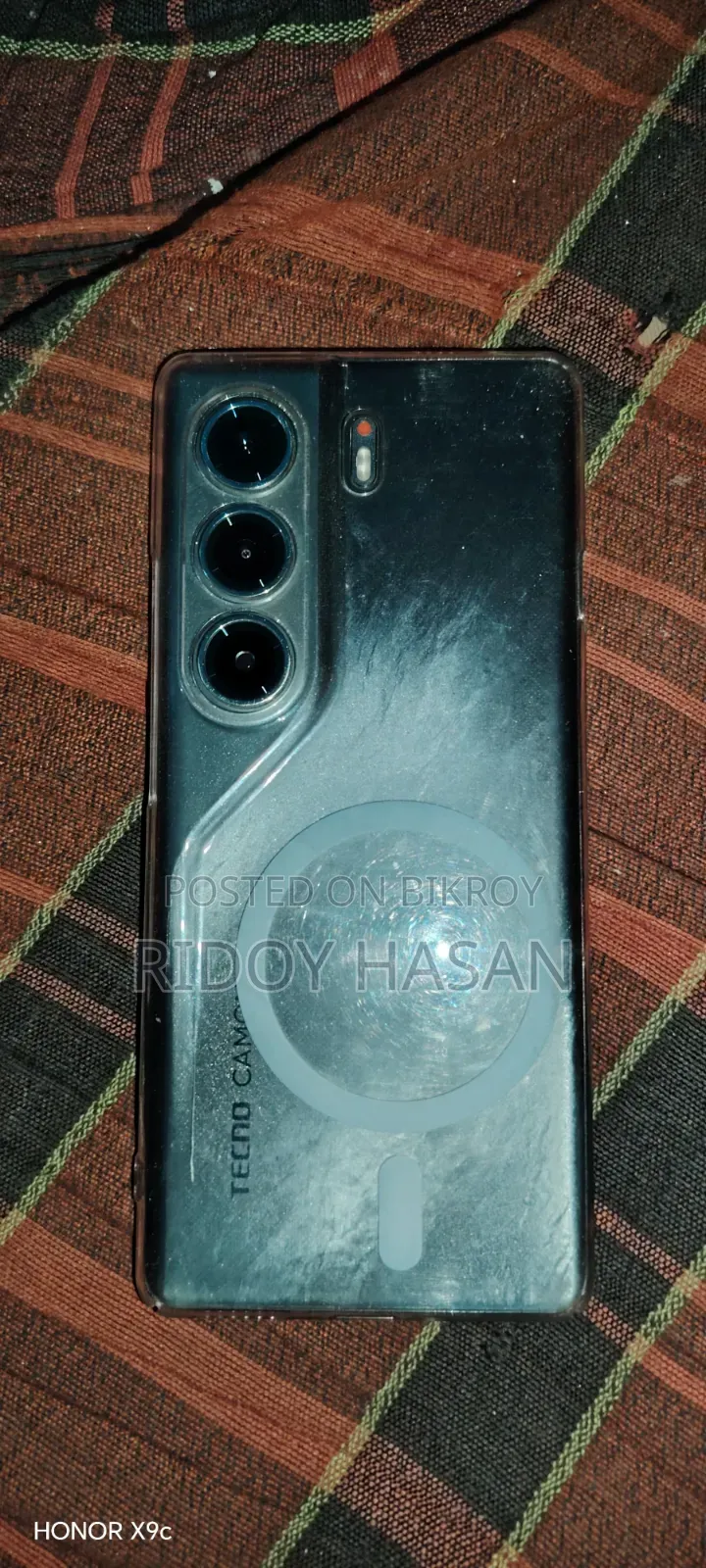 টেকনো ক্যামন ৪০ প্রো ৪জি ২৫৬ জিবি কালো