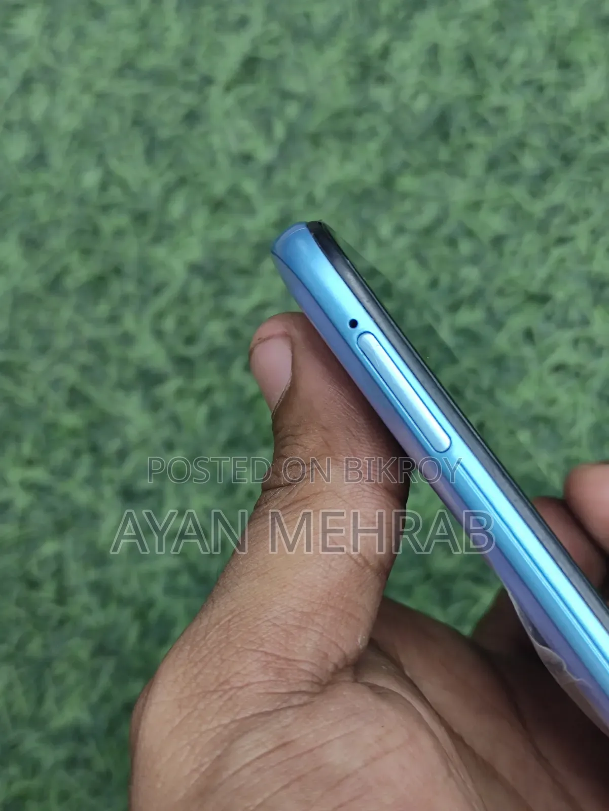Vivo Y50 128 GB Blue