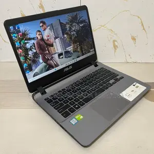 Laptop Asus 3GB Intel SSD 256GB