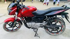 Bajaj Pulsar 150 2013 Red