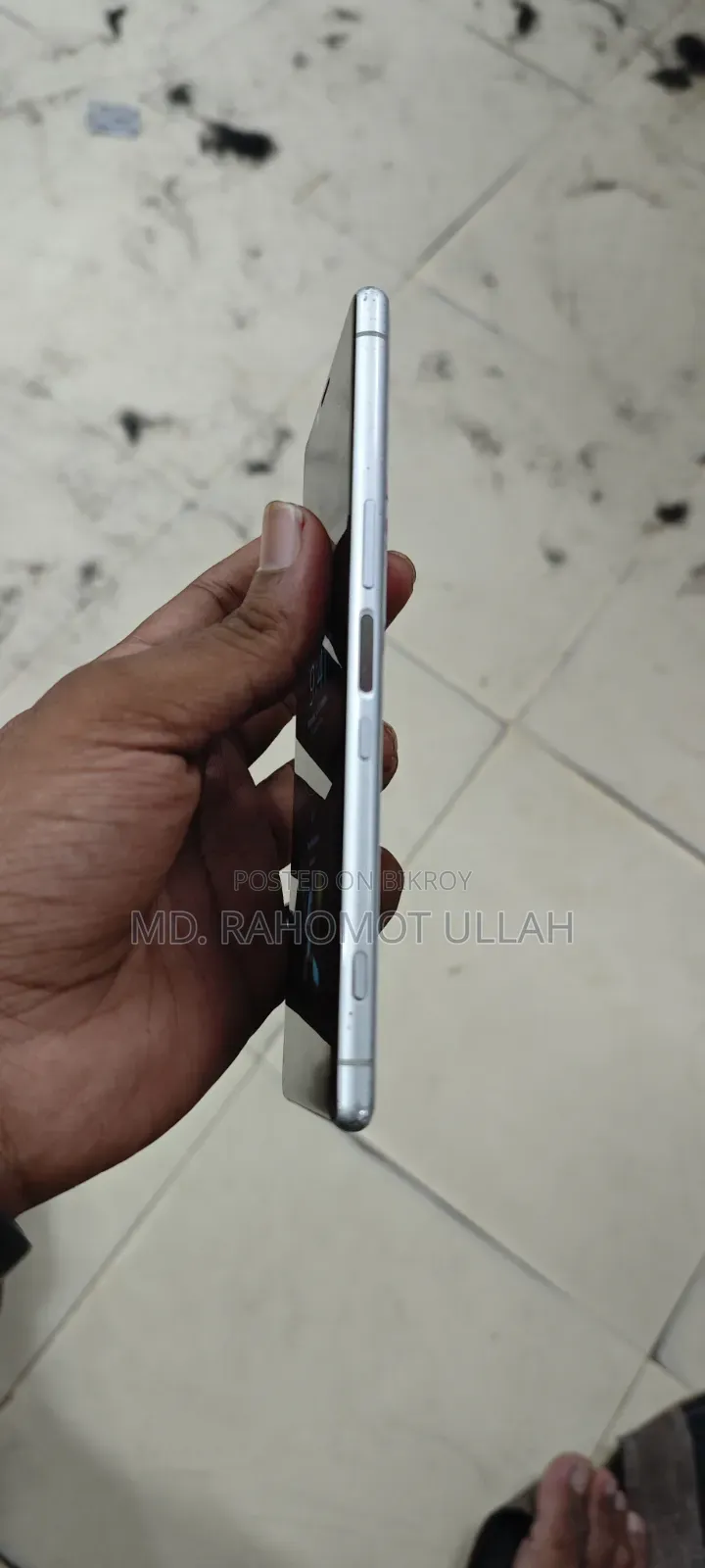 সনি এক্সপেরিয়া ১ ৬৪ জিবি হোয়াইট
