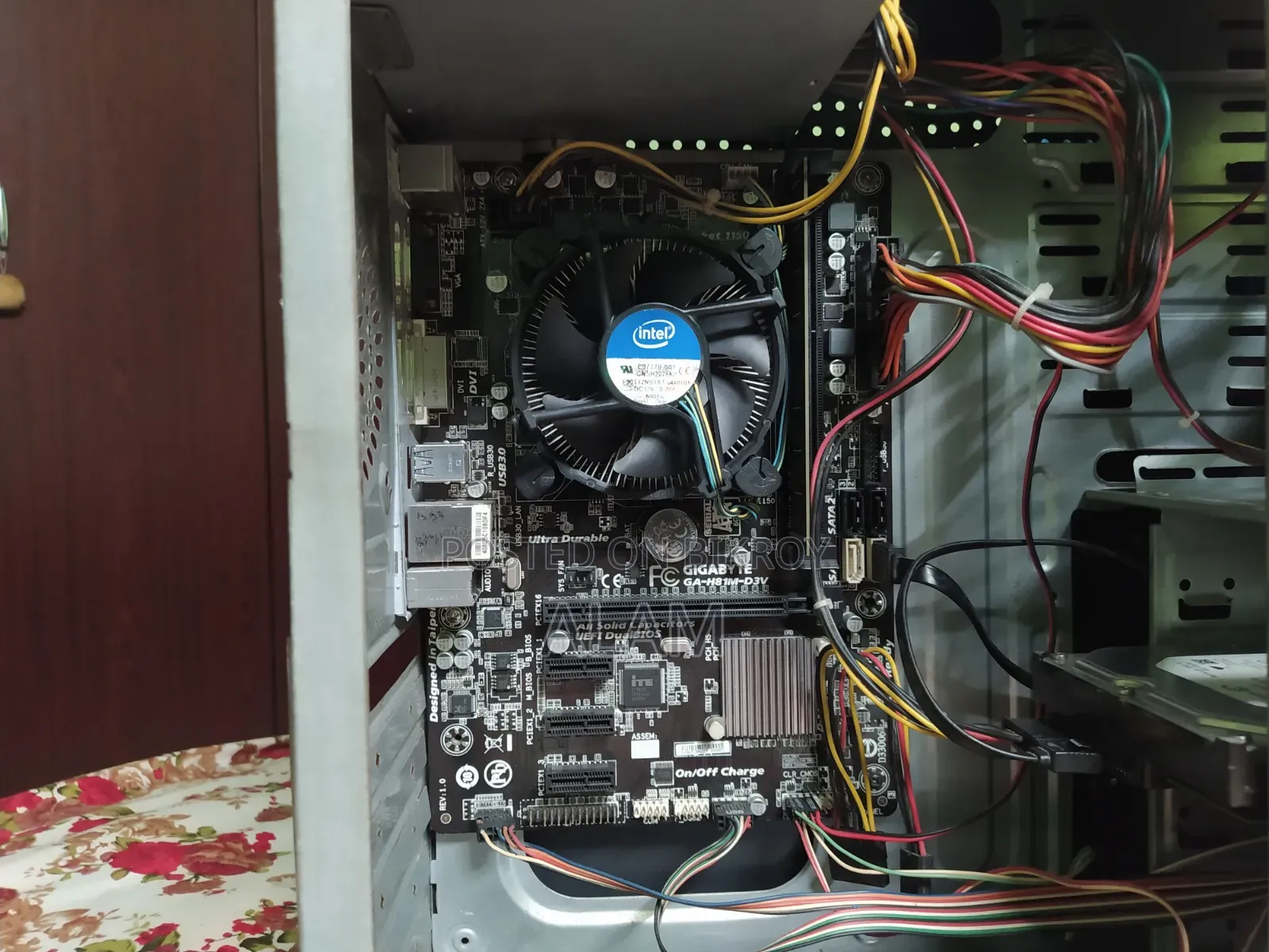 Desktop Computer Gigabyte 8GB Intel Core i3 HDD 320GB