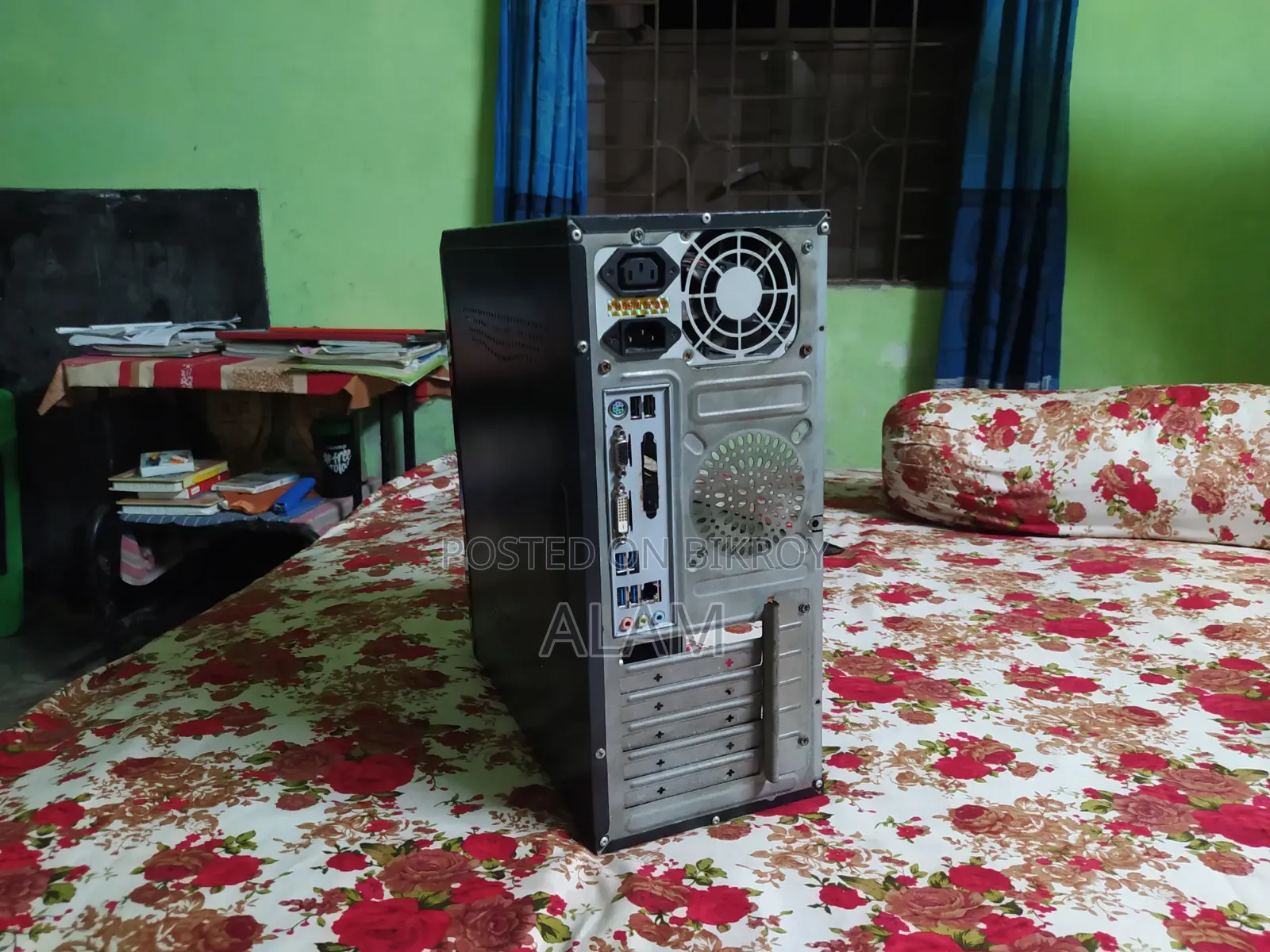 Desktop Computer Gigabyte 8GB Intel Core i3 HDD 320GB