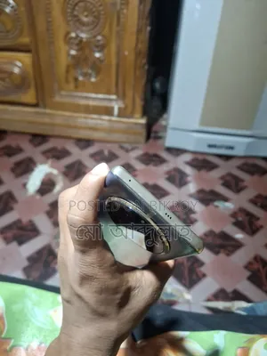 রিয়েলমি ১২ ৫জি ১২৮ জিবি নীল
