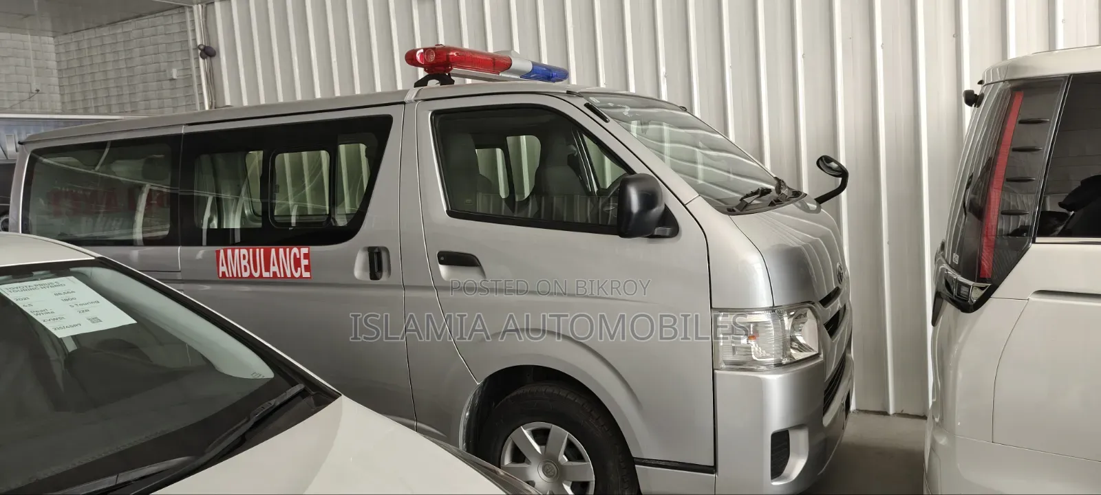 Toyota HiAce 2021 Silver