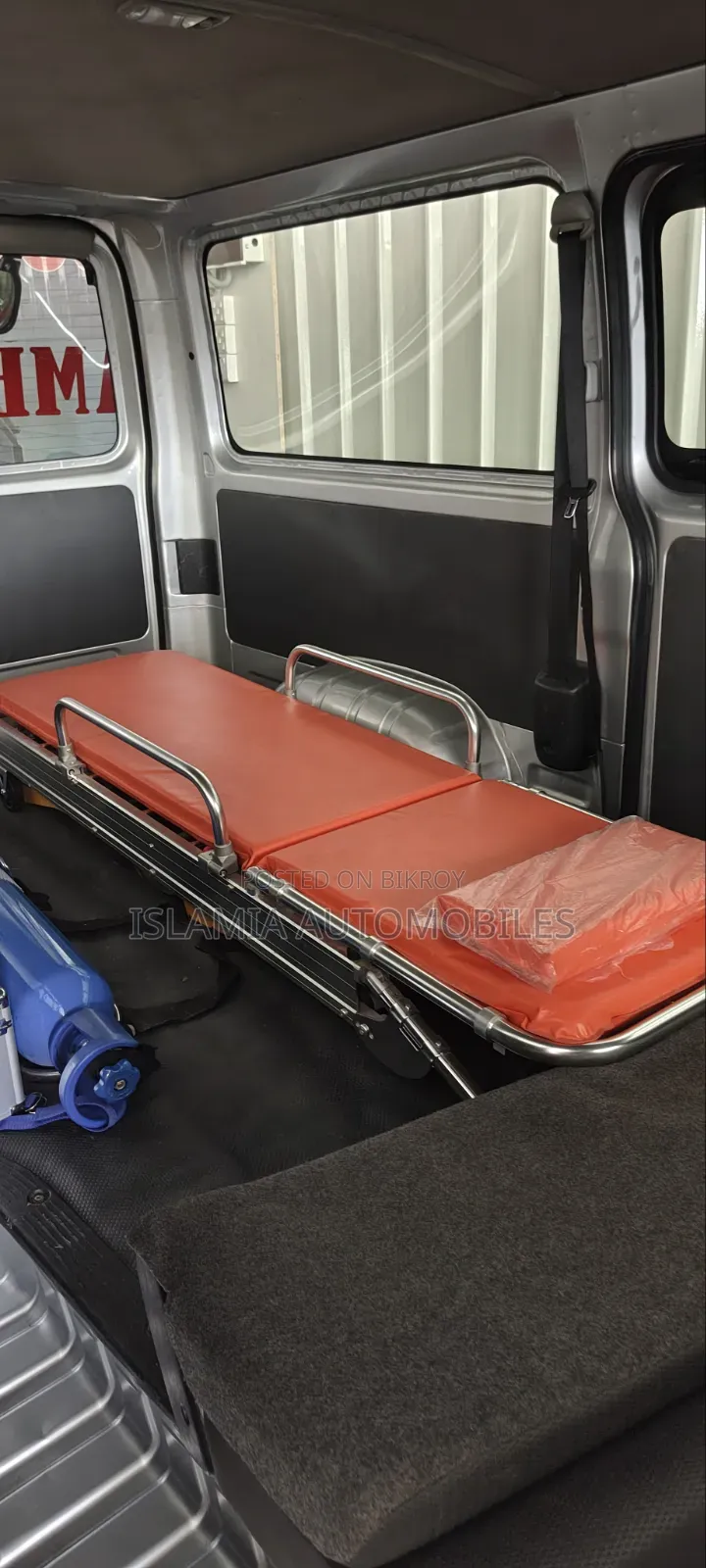 Toyota HiAce 2021 Silver