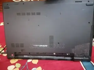 Laptop Dell Latitude 11 3190 4GB Intel Core i5 HDD+SSD 512GB