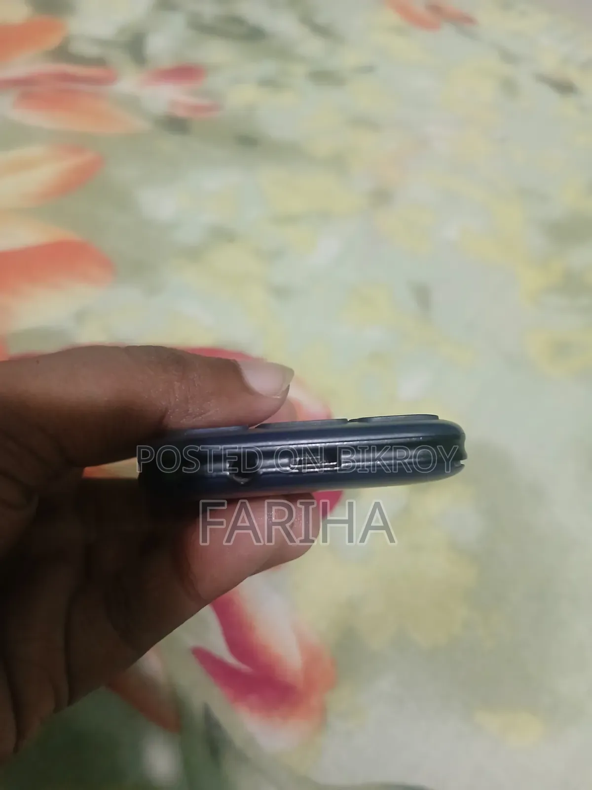 সিম্ফনি ডি৪৩ নীল