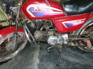 দায়াং ডিওয়াই১০০-এ ২০১৫ লাল