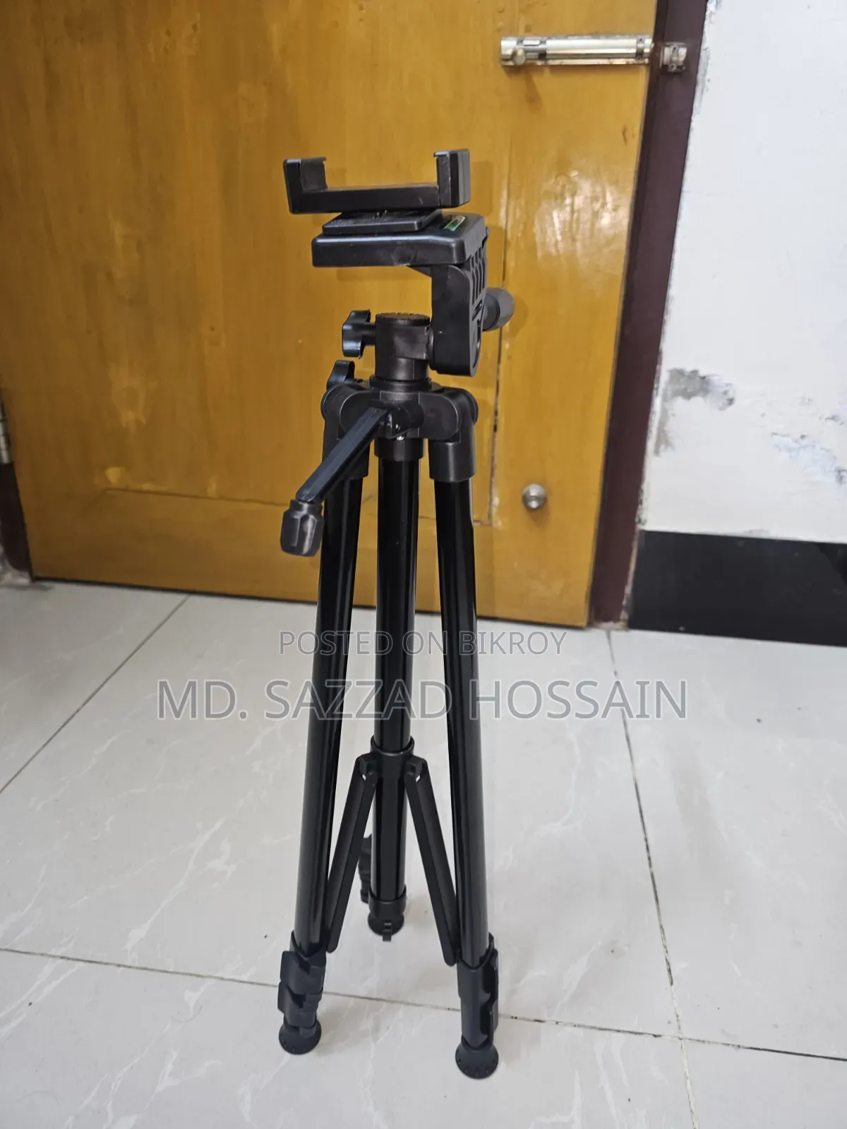 ক্যামেরা ট্রাইপড স্ট্যান্ড উইথ ফ্রি মোবাইল হোল্ডার – ব্র্যান্ড নিউ