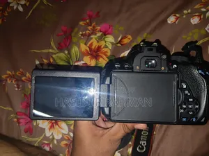 DSLR 700d